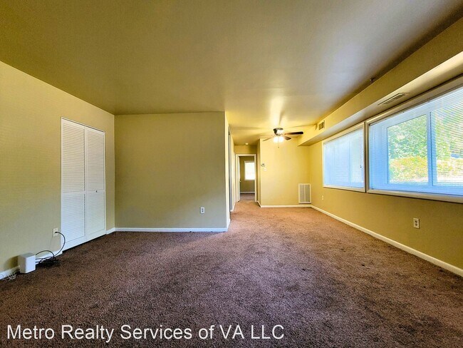 Foto del edificio - 1 br, 1 bath House - 5612 Crenshaw Road #1113