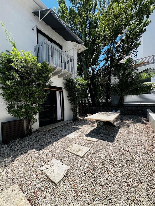 Foto del edificio - 1470 Lincoln Terrace