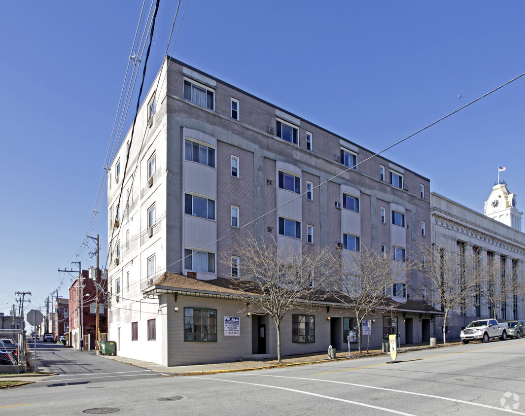 Primary Photo - Penn Towers Apartments