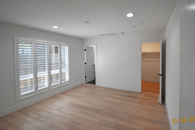 Foto del edificio - LuxurSmart Townhome with Solar | 3 Bed | 3.5 Bath | Built in 2021 | Walk to Sprouts/Dining