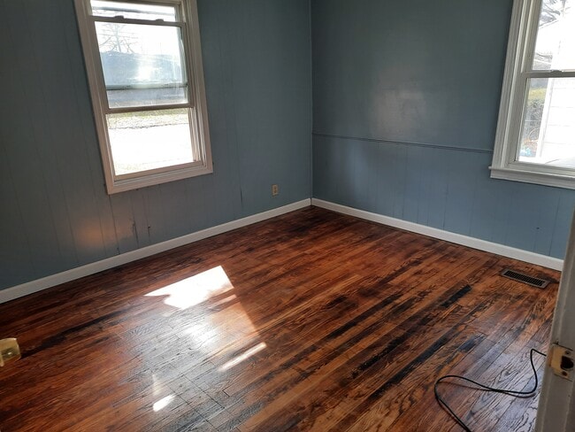Bedroom #1 - 3023 Linwood Ave