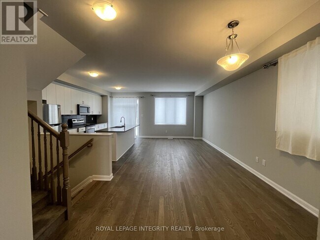 Building Photo - 555 Aglish Mews