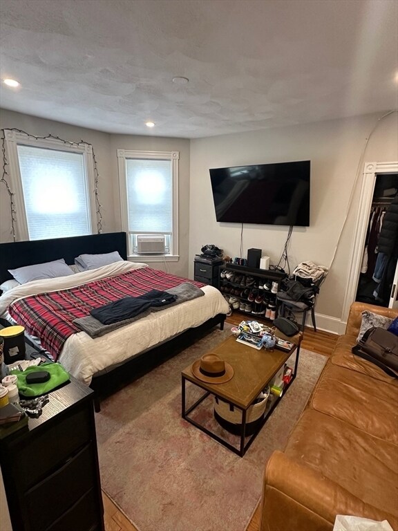 Foto del edificio - 131 Park Dr