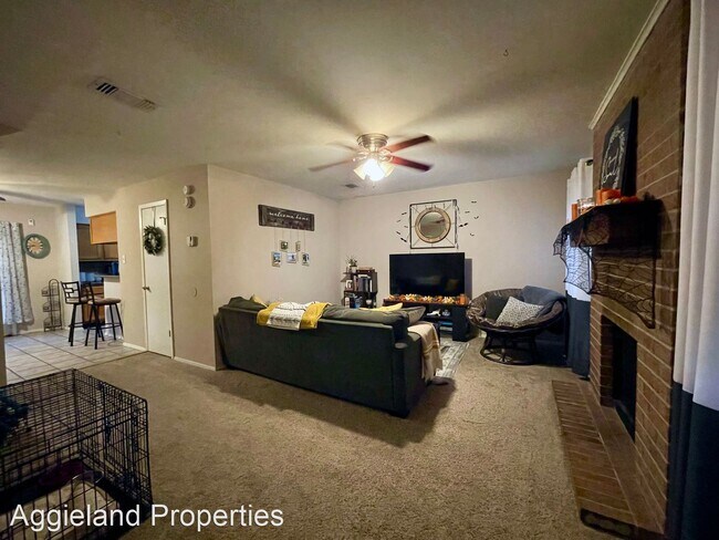 Foto del edificio - 2 br, 2 bath House - 1904 Dartmouth N4