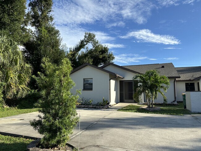 Foto del edificio - 9331 Tacoma Ave