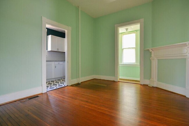 Foto del edificio - 470 Rivermont, Unit 1