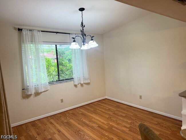 Building Photo - 27810 Hacienda E Blvd