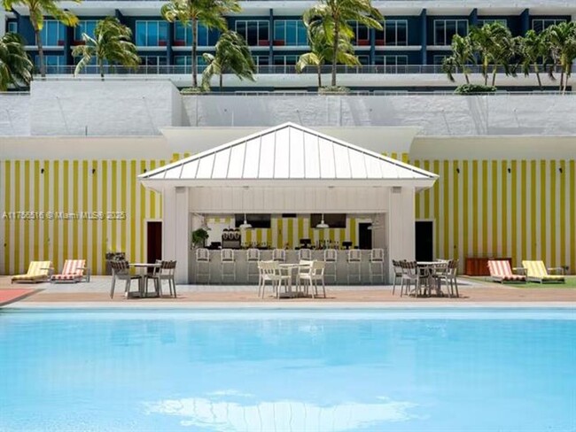 Foto del edificio - 1300 S Miami Ave
