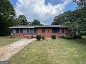 Building Photo - 1326 Jennie Ln SW