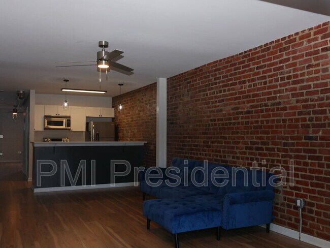 Foto del edificio - 107 W Brookland Park Blvd