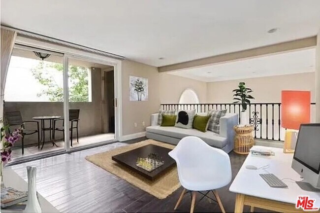 Building Photo - 1924 Purdue Ave