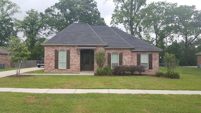 Primary Photo - 4640 Blvd Acadian