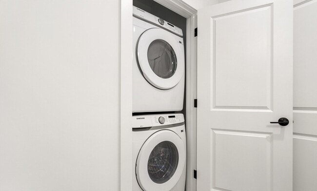 Foto del edificio - 600 Broadway