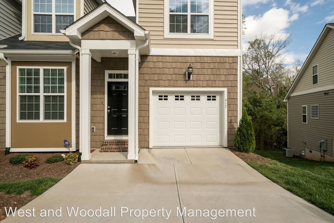 Foto del edificio - 617 Magnolia Forest Ct