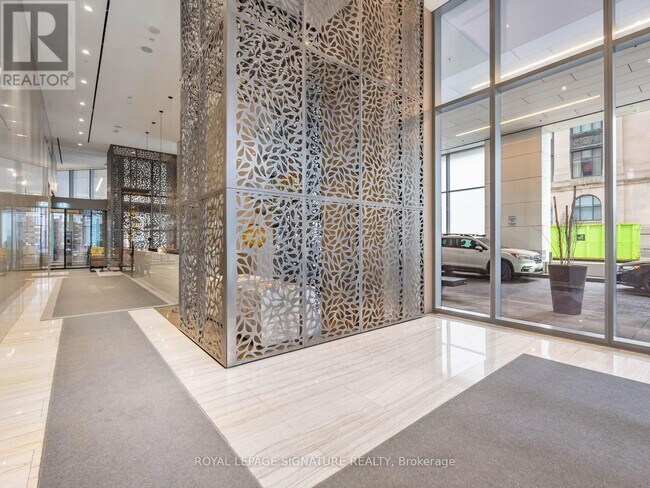 Building Photo - 88 Harbour St