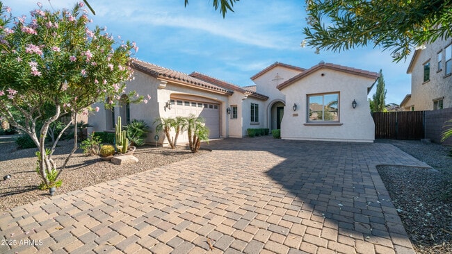 Foto del edificio - 561 W Yellowstone Way