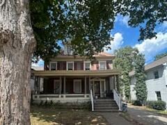 Foto principal - 1351 College St