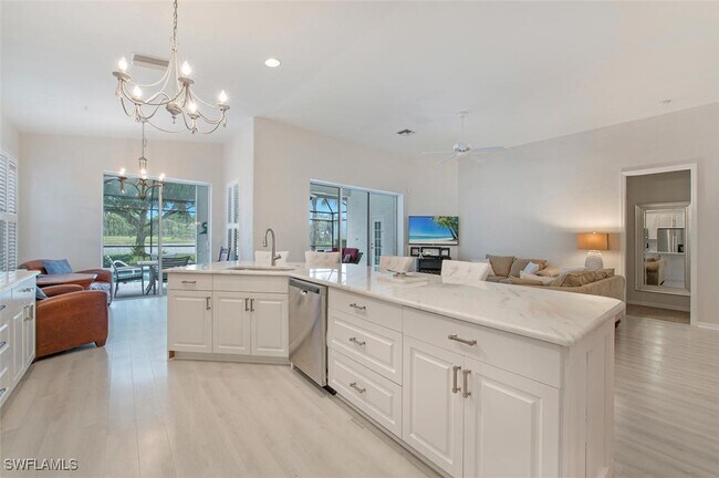 Foto del edificio - 17819 Modena Rd