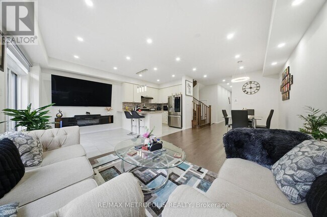 Photo du bâtiment - 408 Blackburn Dr