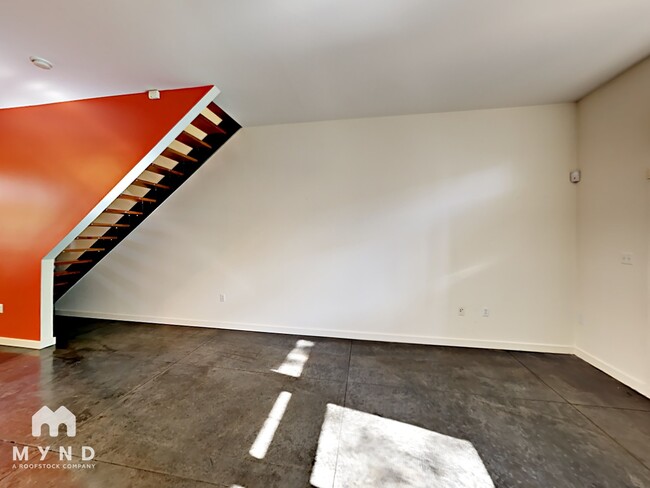 Building Photo - 1222 32nd St