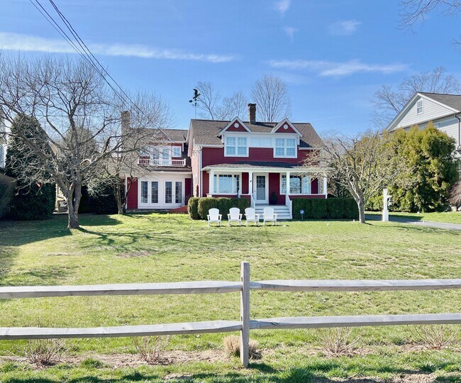 114115 5 Mile River Rd, Darien, CT 06820 House Rental in Darien, CT