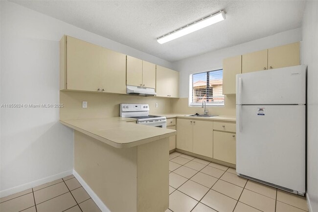 Foto del edificio - 6165 W 22nd Ct