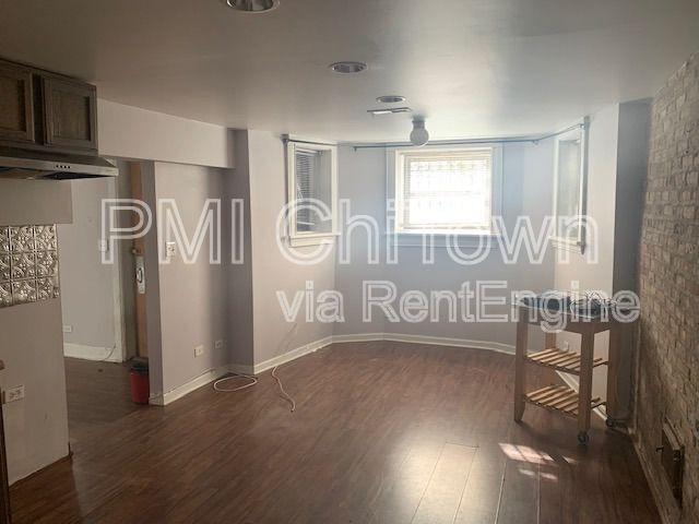 Foto del edificio - 1114 E 62nd St
