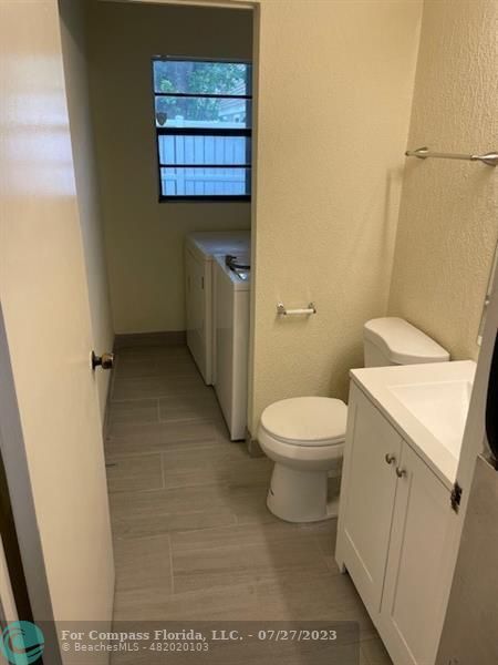 Foto del edificio - 11610 NW 35th Ct