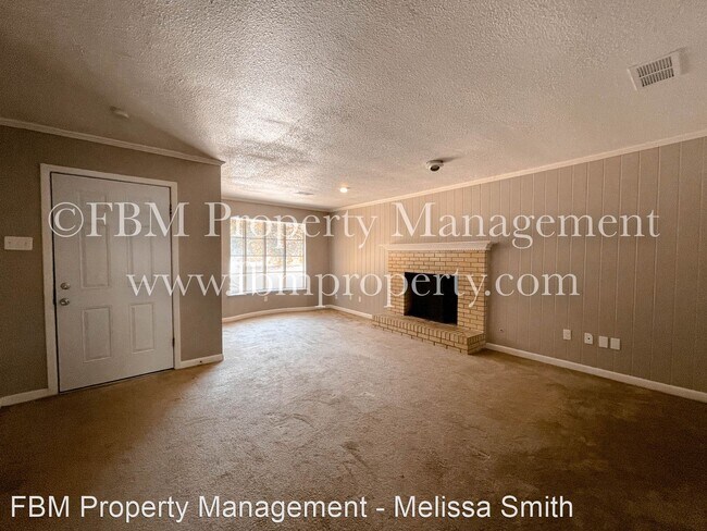 Building Photo - 3 br, 2 bath House - 1822 E Beverly Dr