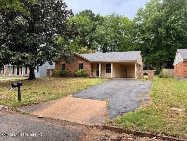 Photo - 6475 Forest Glen Dr House
