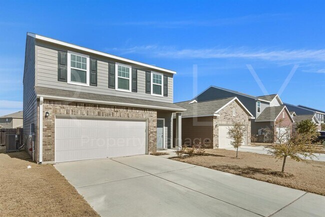 Building Photo - 220 Wonderful Life Way