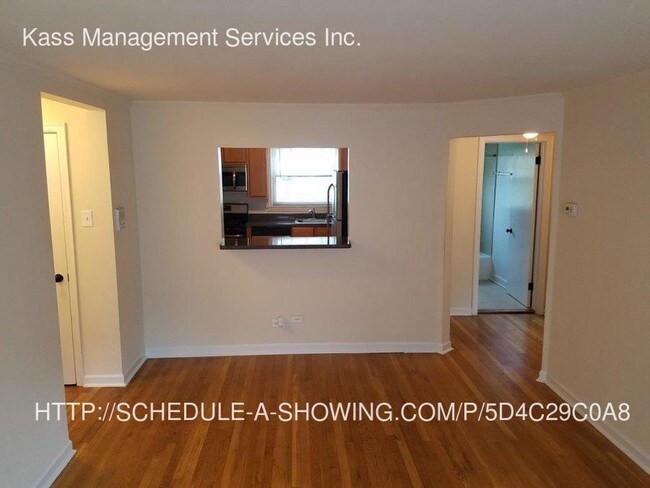 Foto del edificio - 4230 W Nelson St