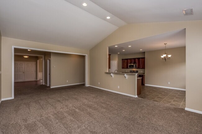 Foto del edificio - 13633 Porter Creek Rd