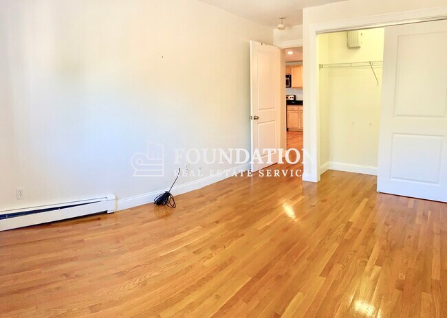Building Photo - 44 Lafayette Ave