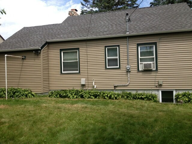 Building Photo - 1315 N 20th Ave E