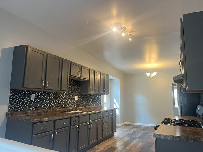 Foto del edificio - 117 W 36th St