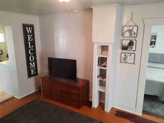 Foto del edificio - 709 Indiana St