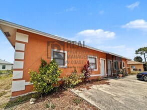 Building Photo - 1043 Abrams Blvd