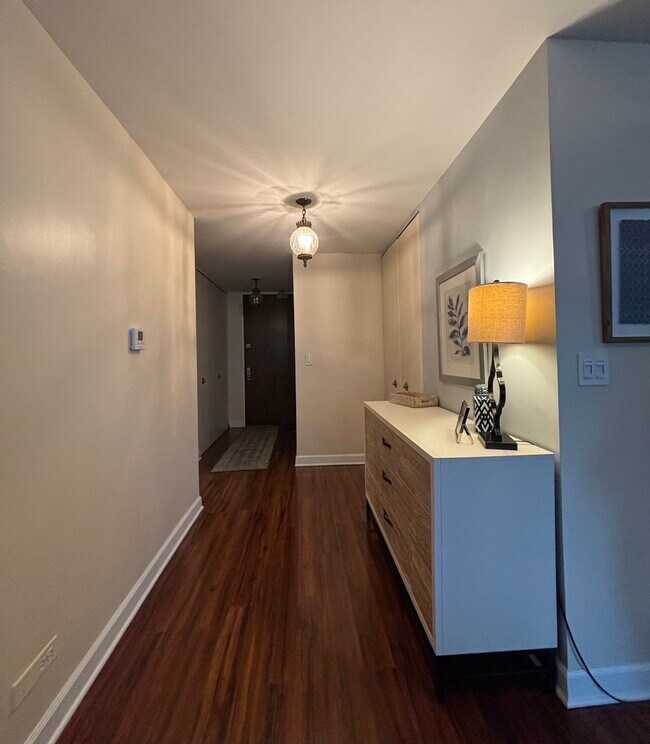 Foto del edificio - 201 E Chestnut St