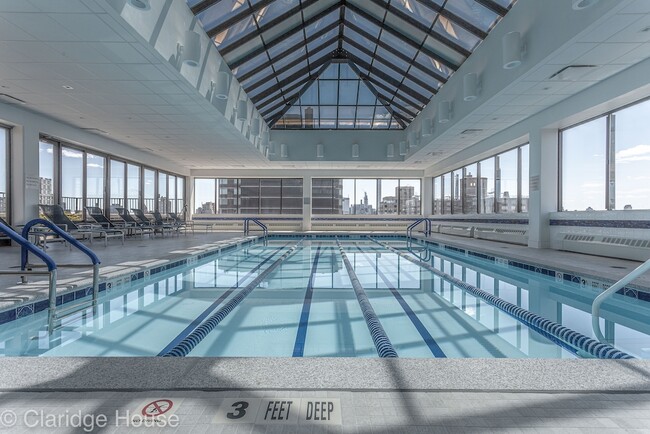 Foto del edificio - 210 E 86th St