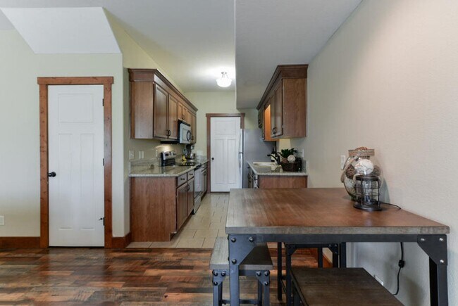 Foto del edificio - 2193 W Bingham St