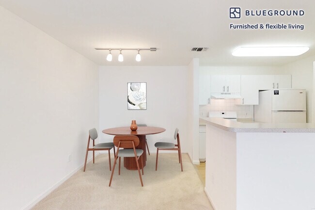 Foto del edificio - 313 Avalon Cir
