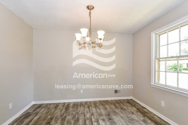 Building Photo - 520 Greensprings Dr