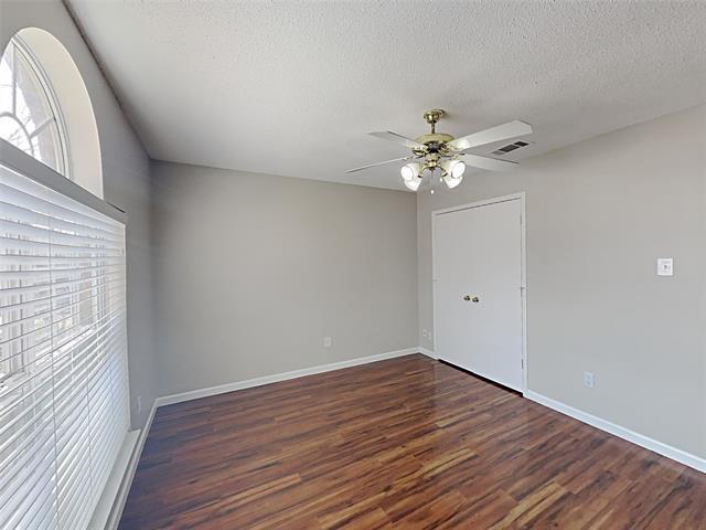 Foto del edificio - 613 Oak Hollow Trail