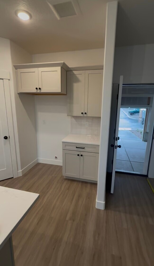Foto del edificio - 1033 N Canvasback Dr