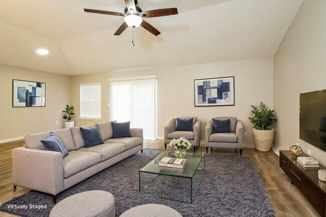 Foto del edificio - 2638 Fernleaf Dr