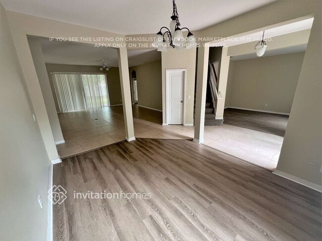 Foto del edificio - 627 Errol Pkwy