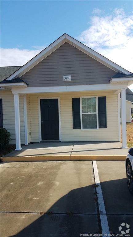 Building Photo - 3700 Woodcliff Dr