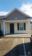 Building Photo - 3700 Woodcliff Dr