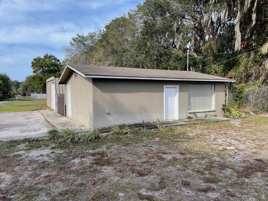 1904 SE State Rd 21 Unit 1904, Melrose, FL 32666 Apartments in